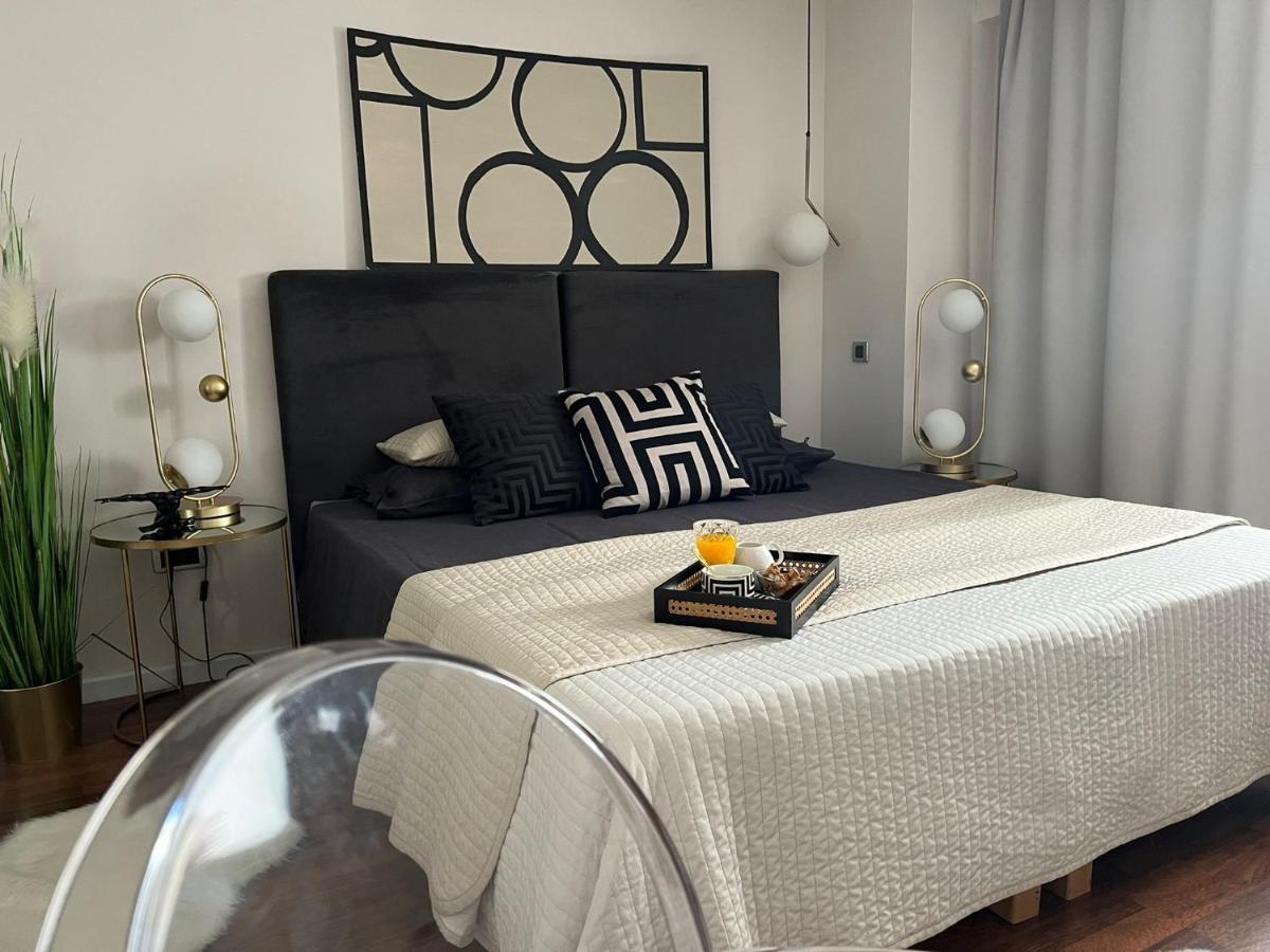 Arena Design Apartments With Free Private Parking And With A Terrace PUY Exterior foto