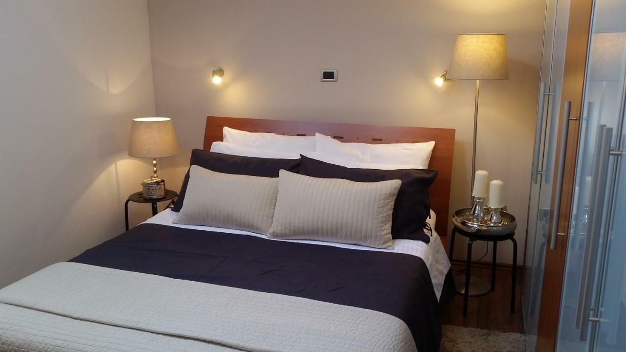 Arena Design Apartments With Free Private Parking And With A Terrace PUY Exterior foto
