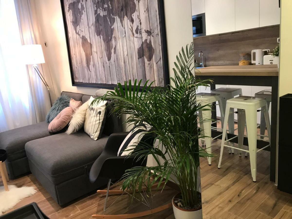 Arena Design Apartments With Free Private Parking And With A Terrace PUY Exterior foto