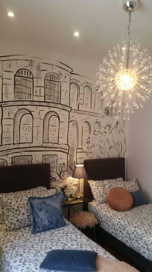 Arena Design Apartments With Free Private Parking And With A Terrace PUY Exterior foto